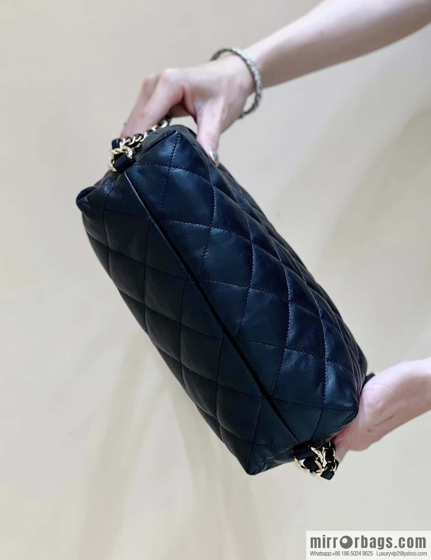 CHANEL 22B Fairy dual-purpose Hobo bag AS3487