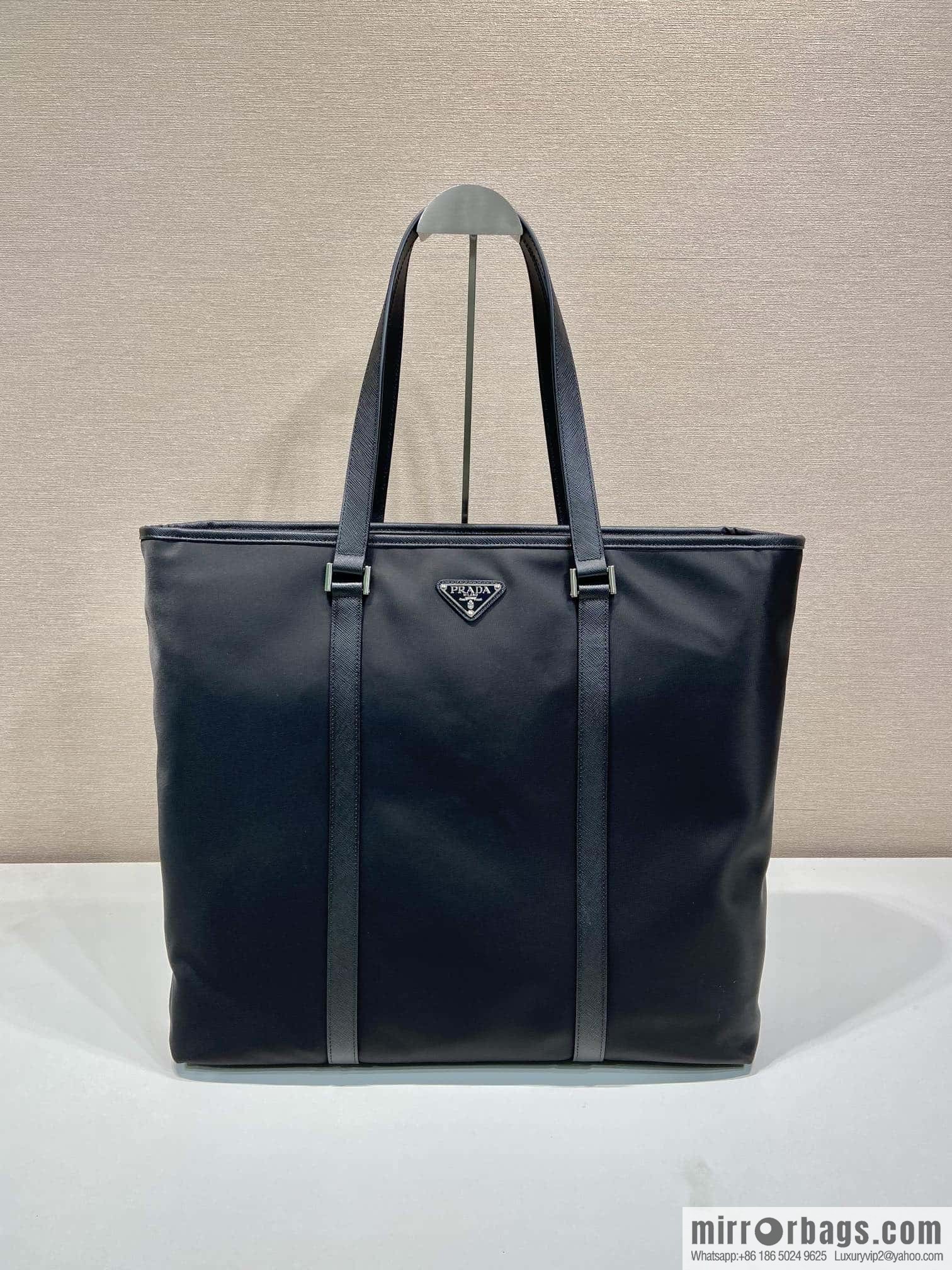PRADA new tote bag 🎉 2VG112