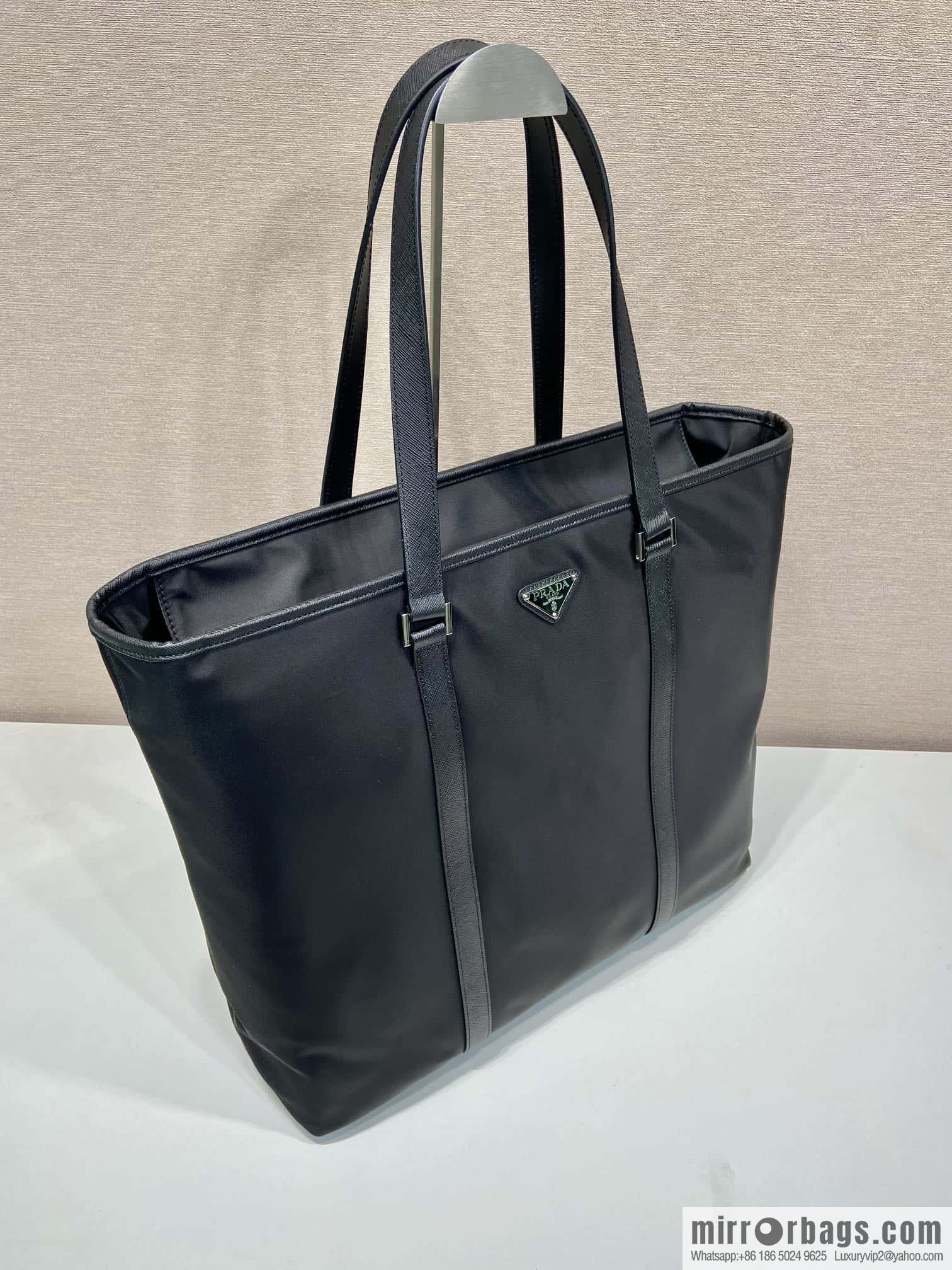 PRADA new tote bag 🎉 2VG112