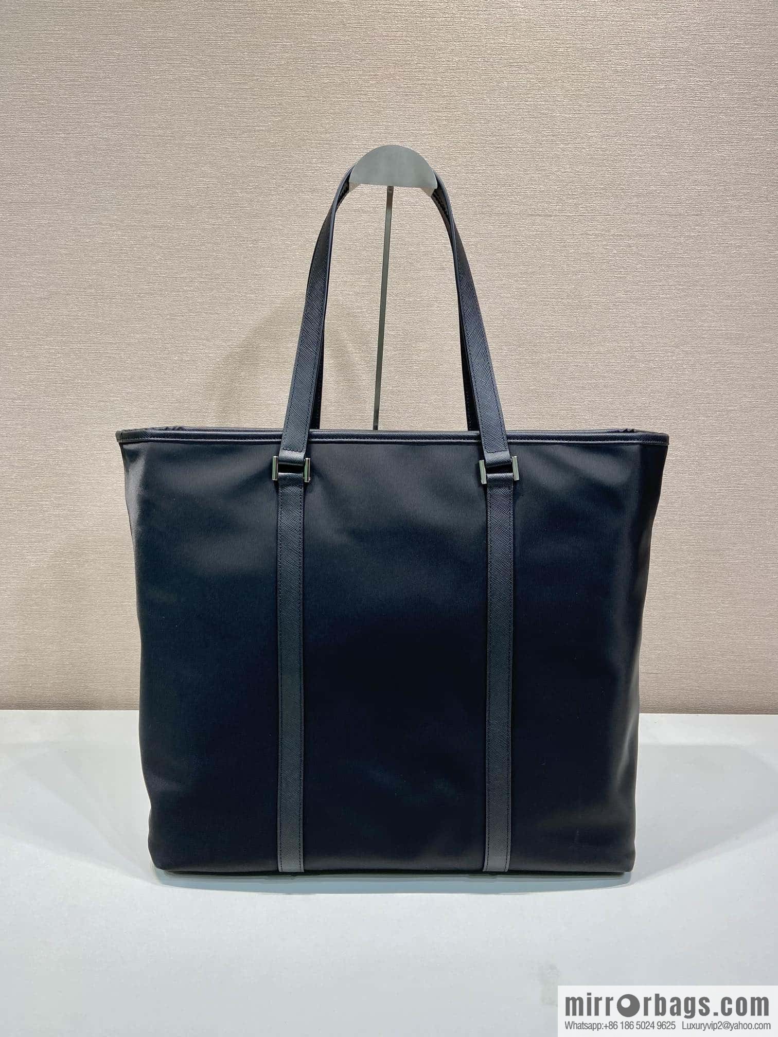 PRADA new tote bag 🎉 2VG112