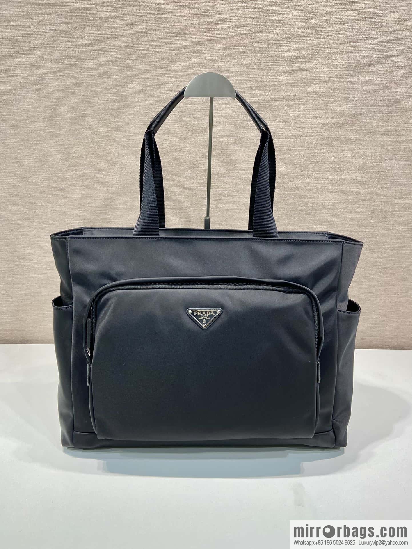 PRADA new tote bag 🎉 2VG097
