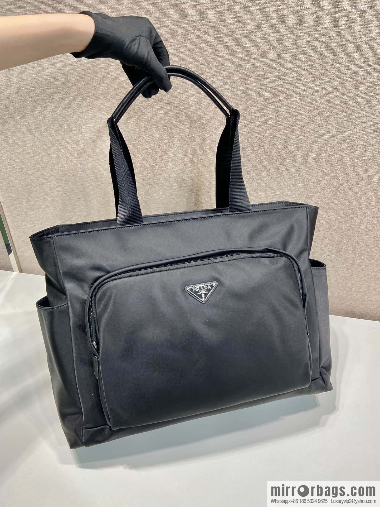 PRADA new tote bag 🎉 2VG097