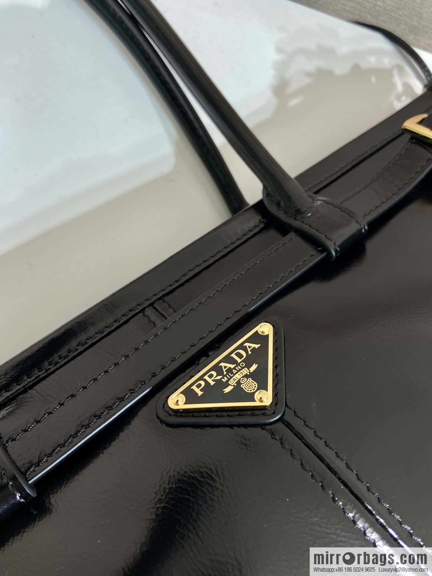 PRADA LusSolf oil wax leather crossbody bag 🎉 1BA433 large