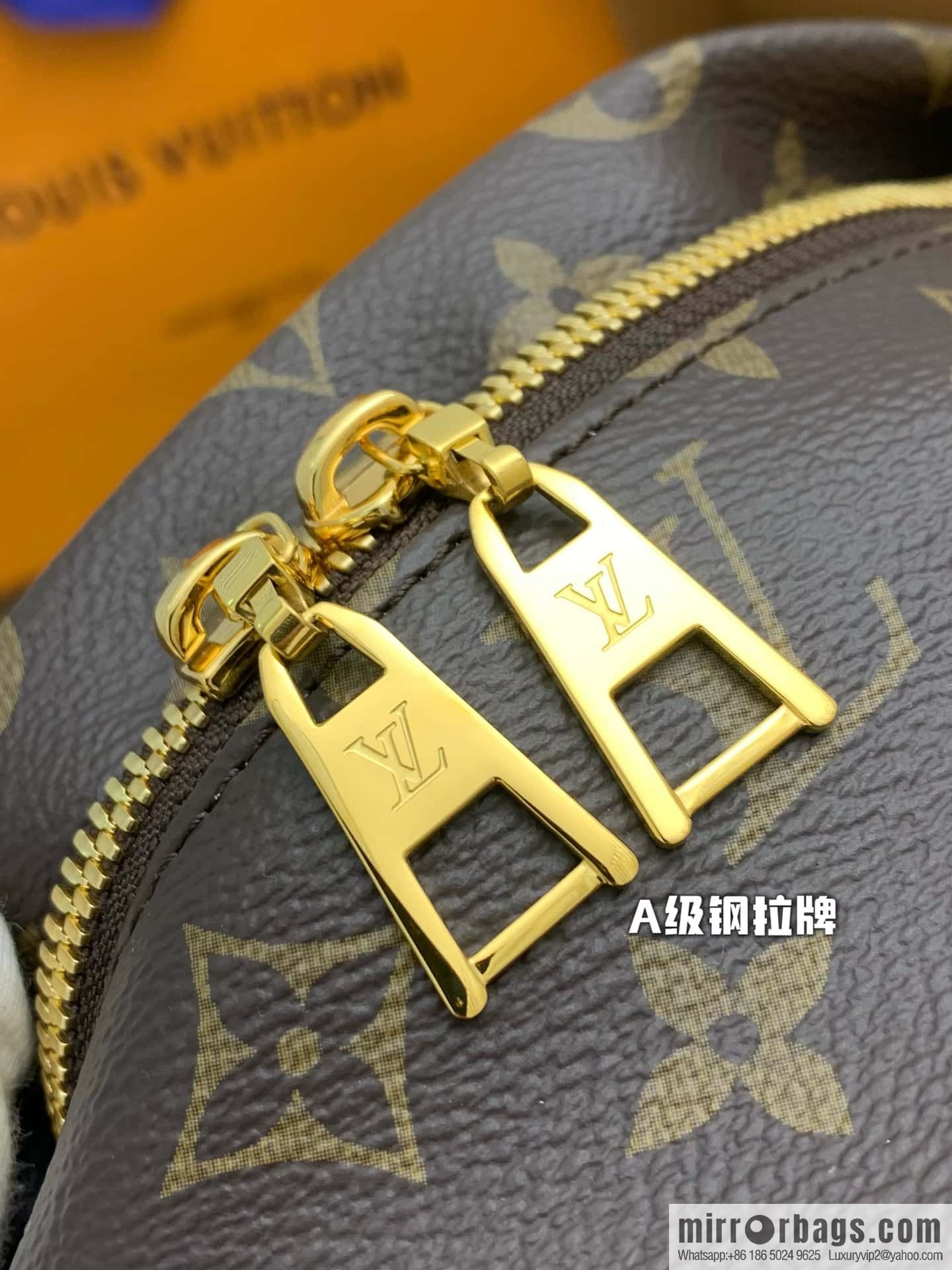 LV BUMBAG monogram fanny pack M43644