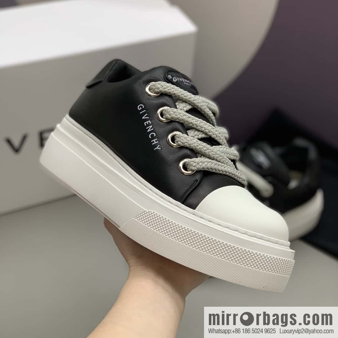 Givenchy/Givenchy, the new men's platform casual shoes