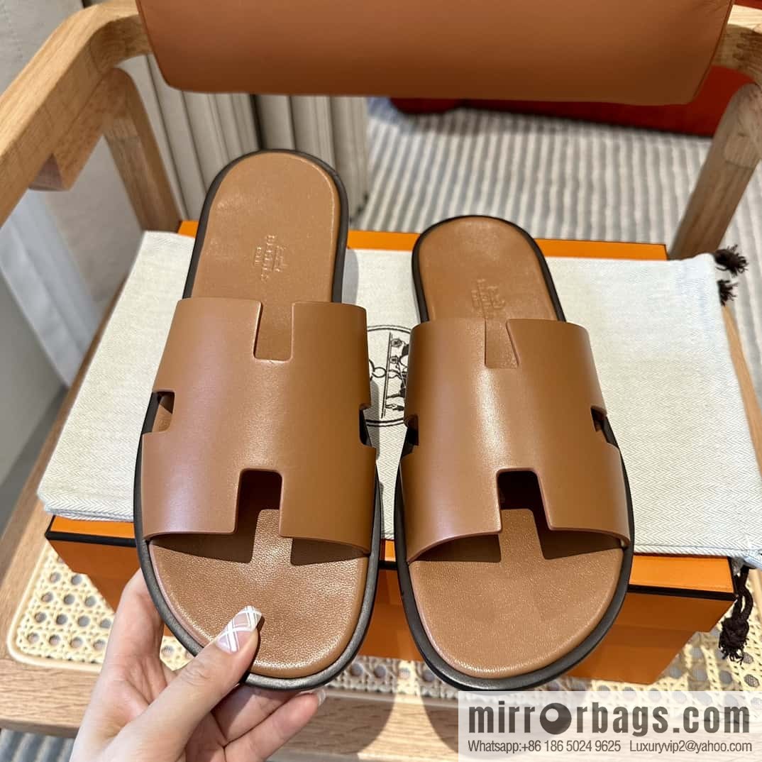 Hermès Men's Slippers