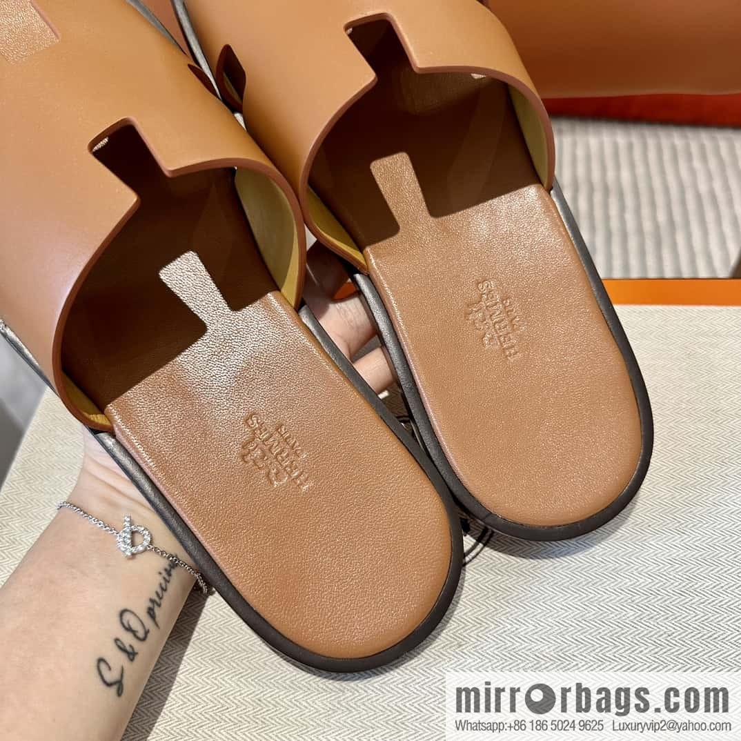 Hermès Men's Slippers