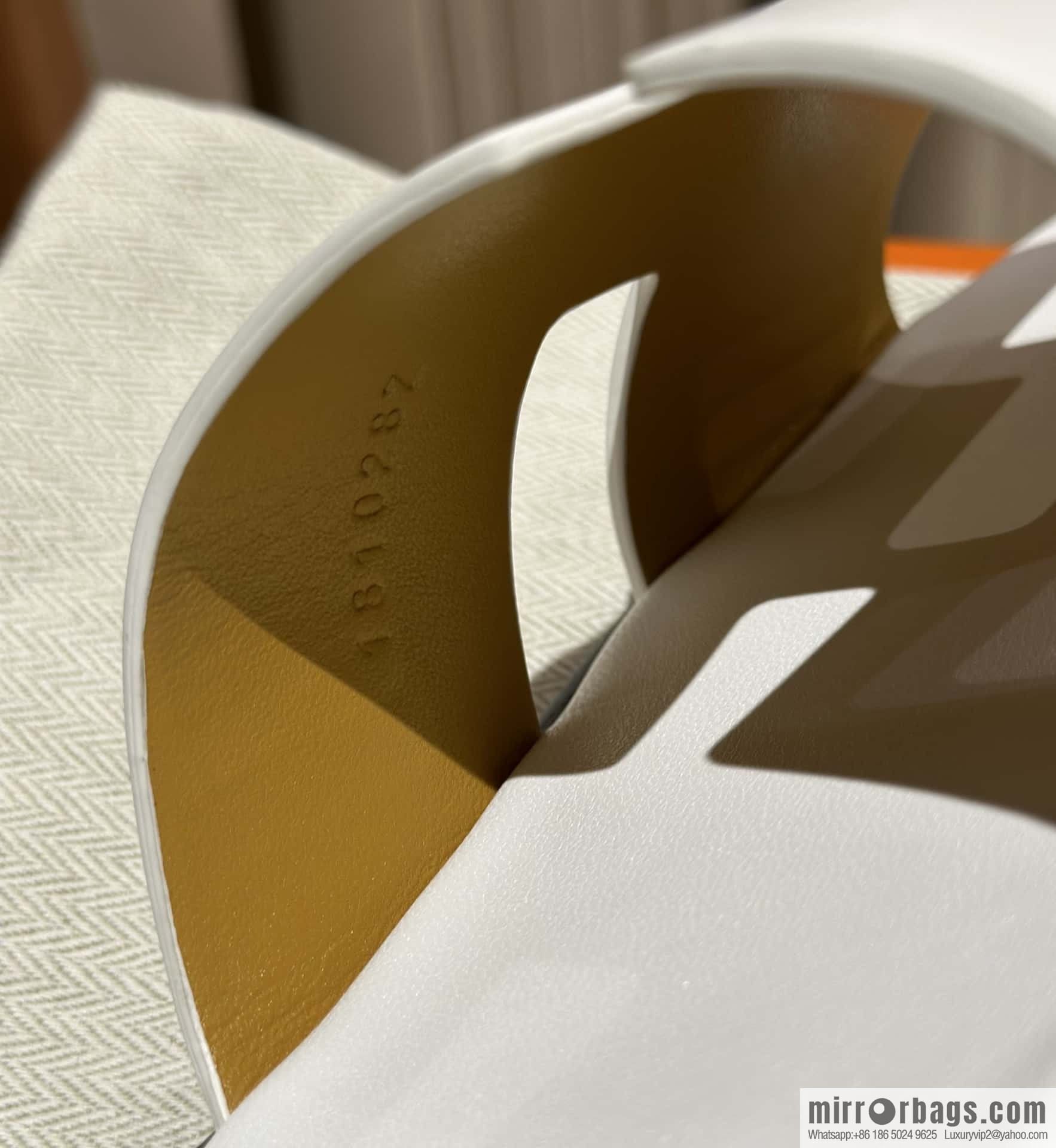 Hermès Men's Slippers