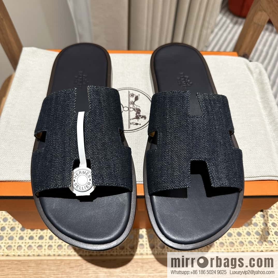 Hermès Men's Slippers