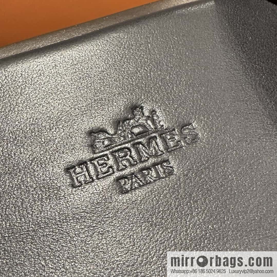 Hermès Men's Slippers