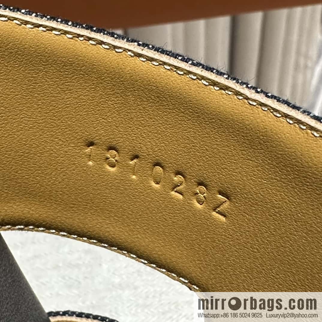 Hermès Men's Slippers