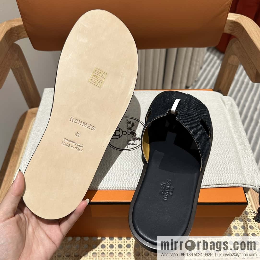 Hermès Men's Slippers