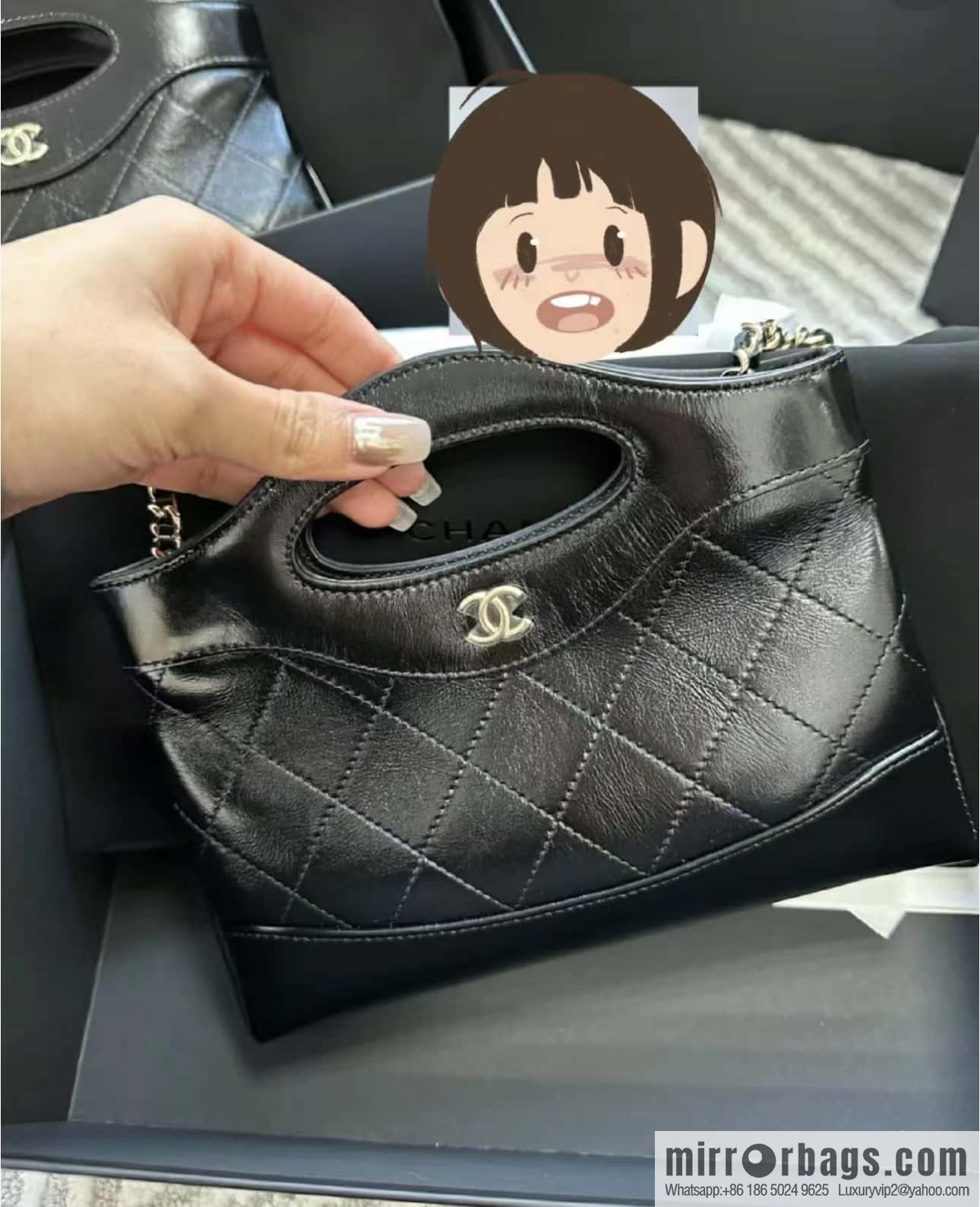 CHANEL 24C Early Spring Holiday Series 31bag nano AS3656