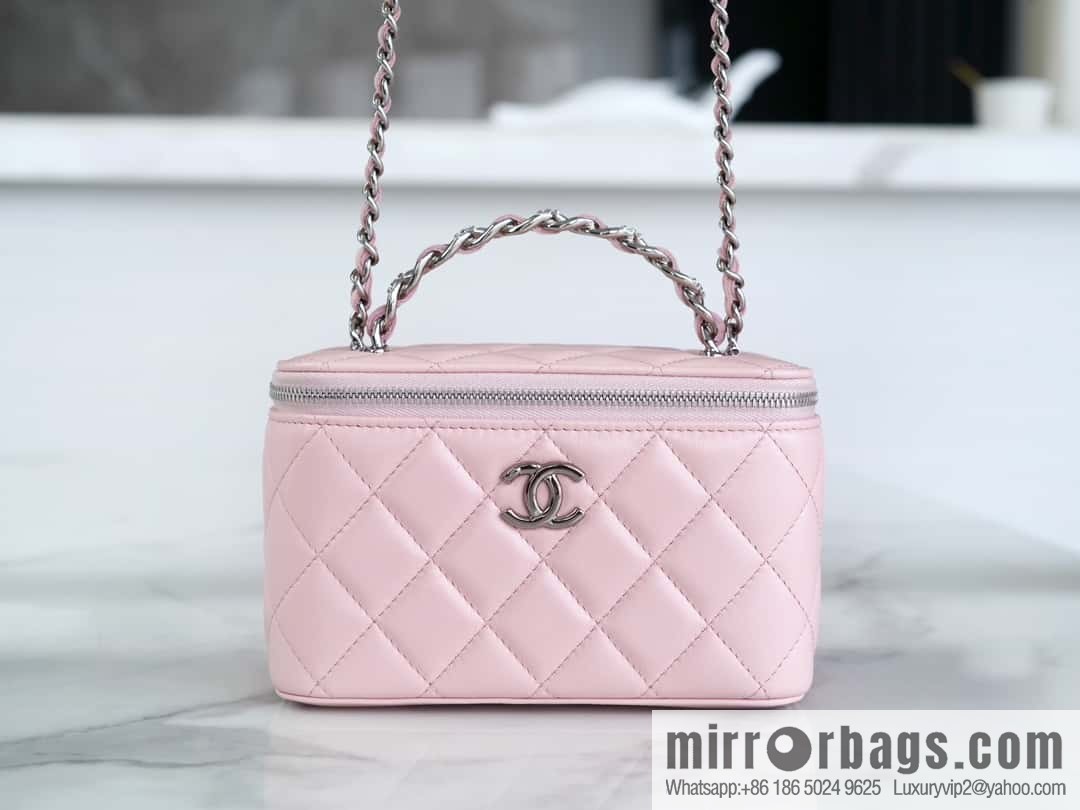 CHANEL 23K Rhinestone handle long box AP3593 pink