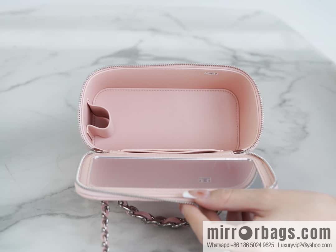 CHANEL 23K Rhinestone handle long box AP3593 pink