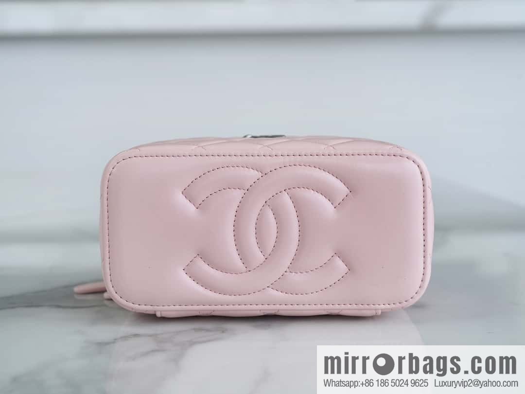 CHANEL 23K Rhinestone handle long box AP3593 pink