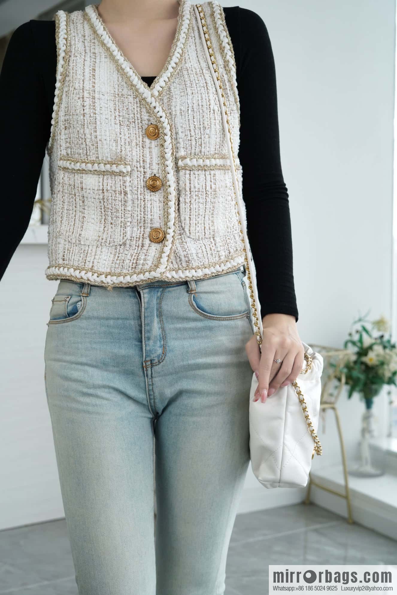 CHANEL 23s spring and summer new 22Mini bag original leather AS3980 white