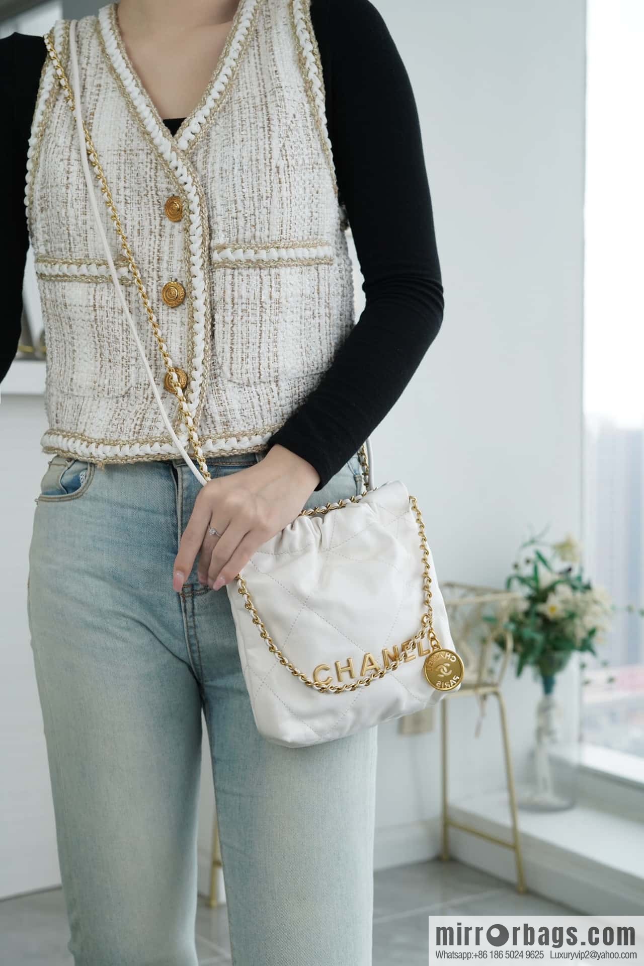 CHANEL 23s spring and summer new 22Mini bag original leather AS3980 white