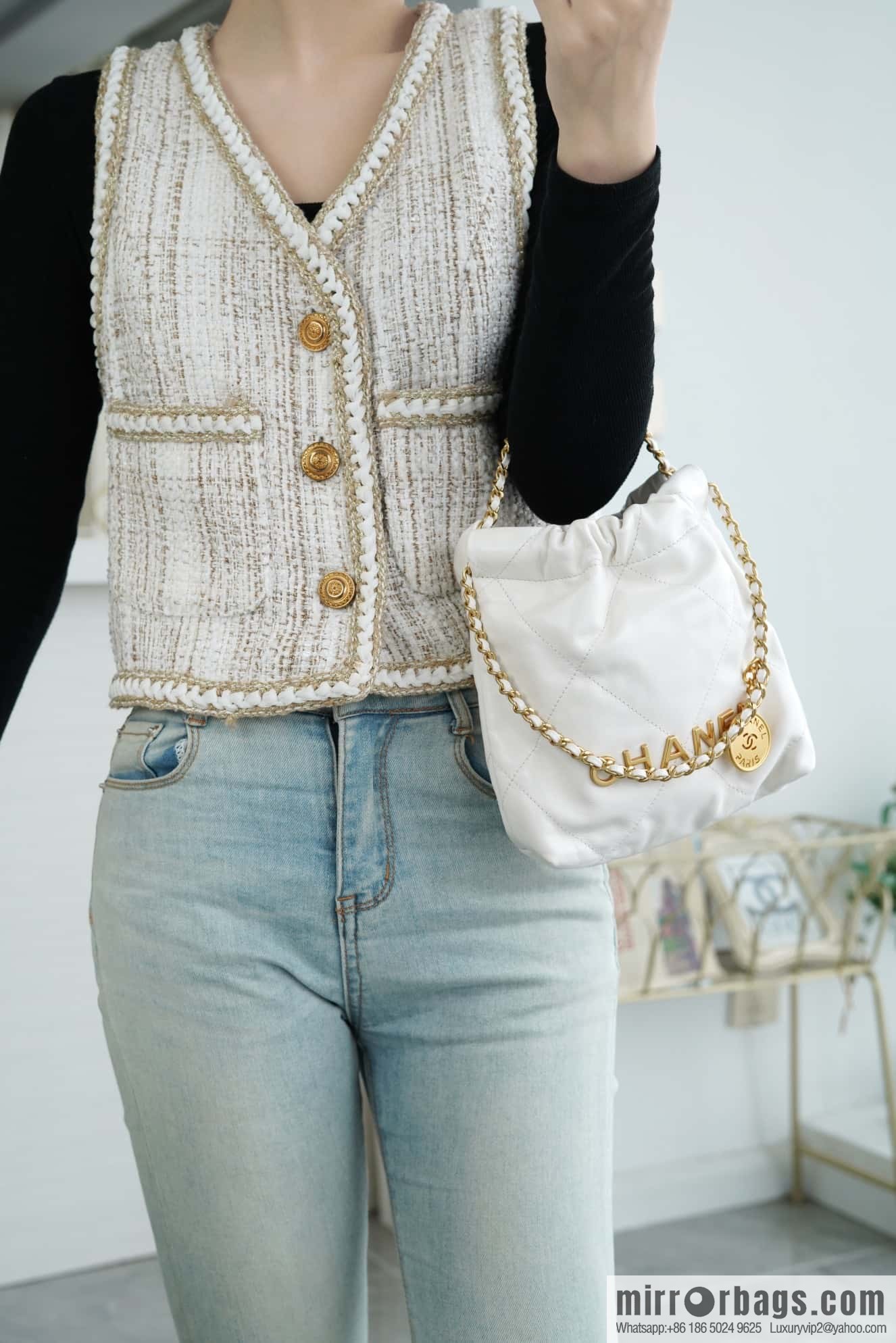 CHANEL 23s spring and summer new 22Mini bag original leather AS3980 white
