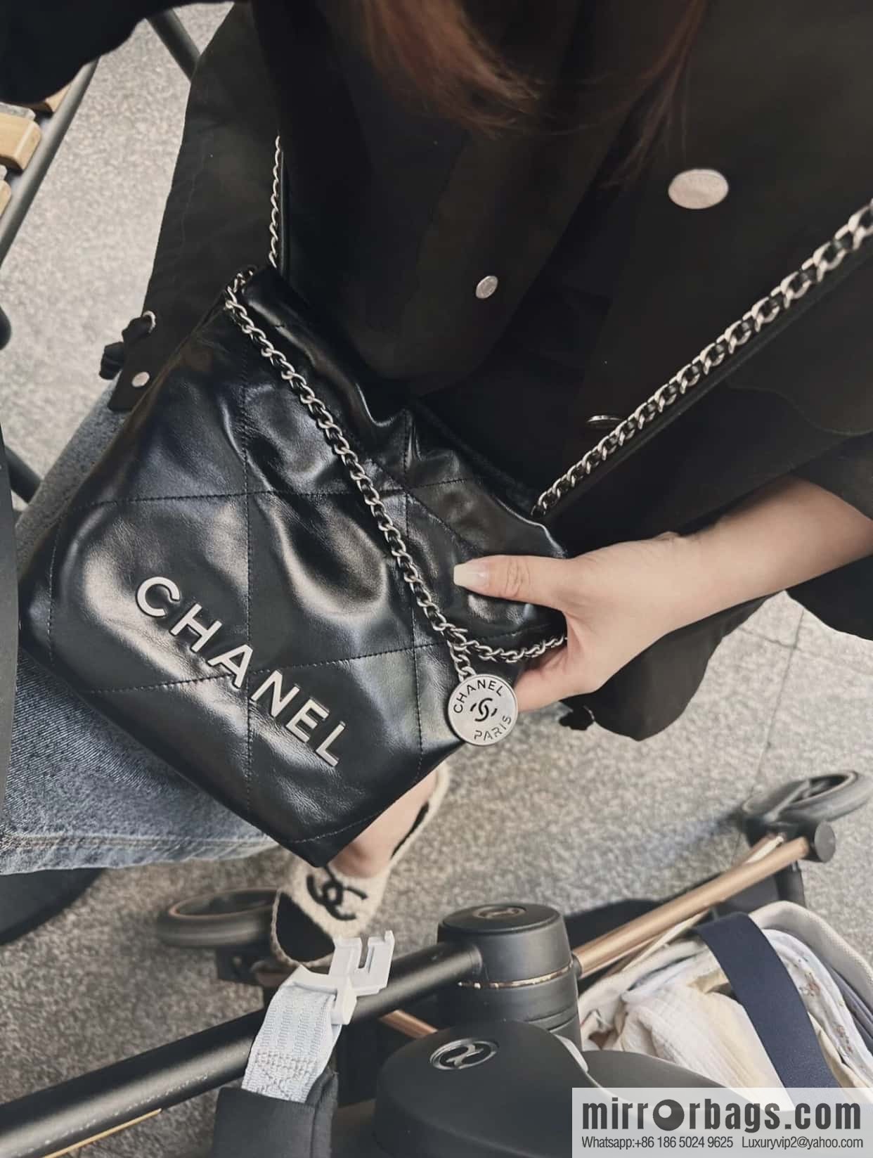 CHANEL 23s spring and summer new 22Mini bag original leather AS3980 black/silver buckle