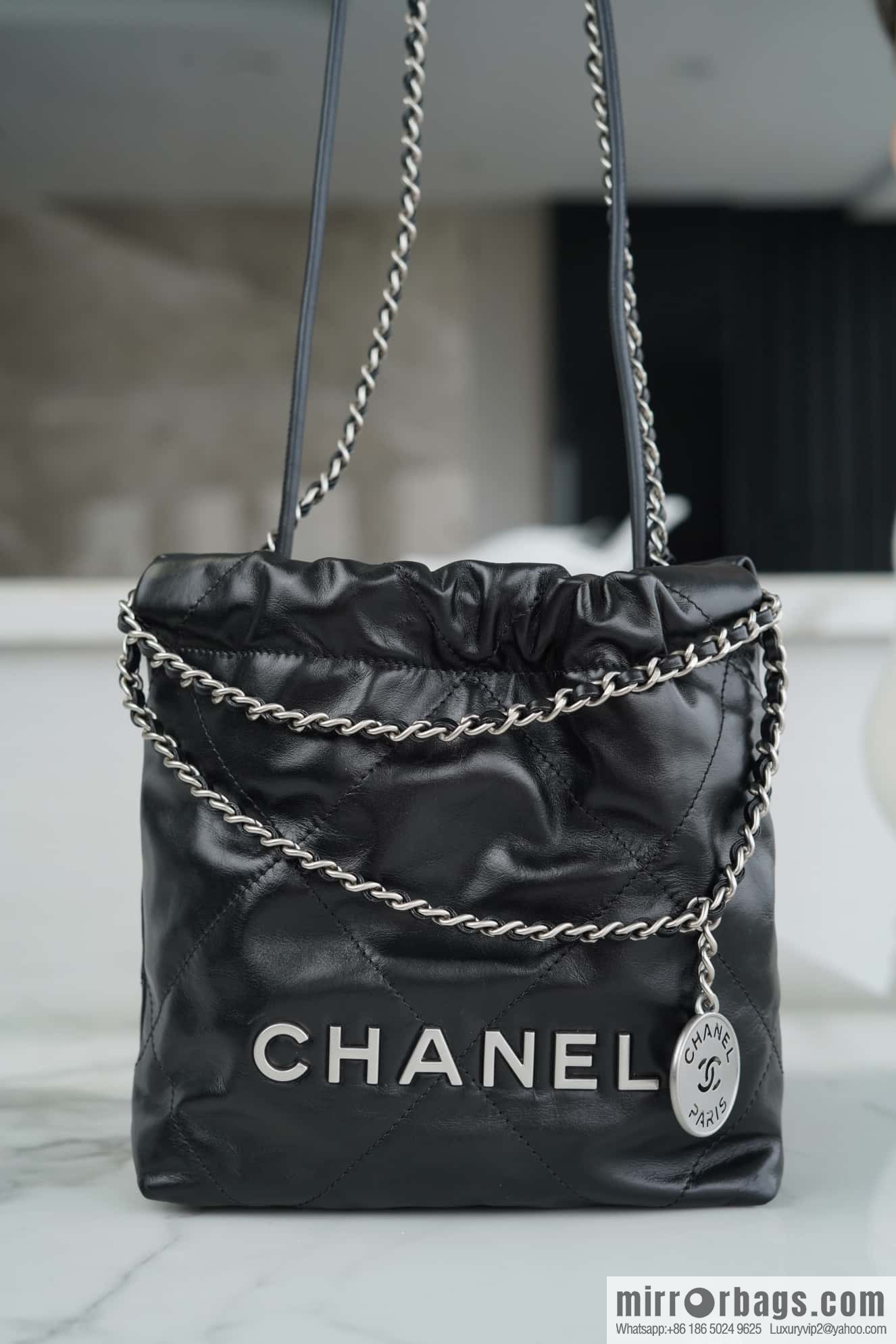 CHANEL 23s spring and summer new 22Mini bag original leather AS3980 black/silver buckle