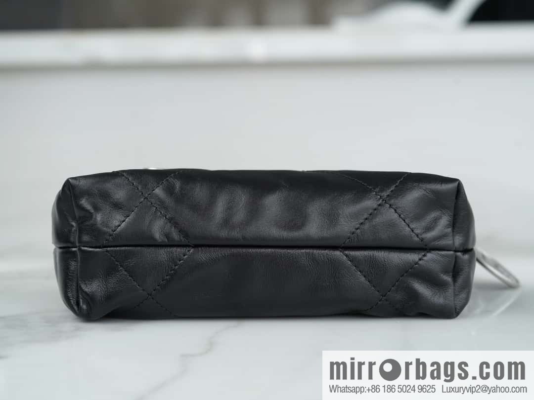 CHANEL 23s spring and summer new 22Mini bag original leather AS3980 black/silver buckle