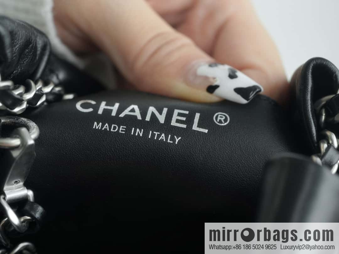CHANEL 23s spring and summer new 22Mini bag original leather AS3980 black/silver buckle