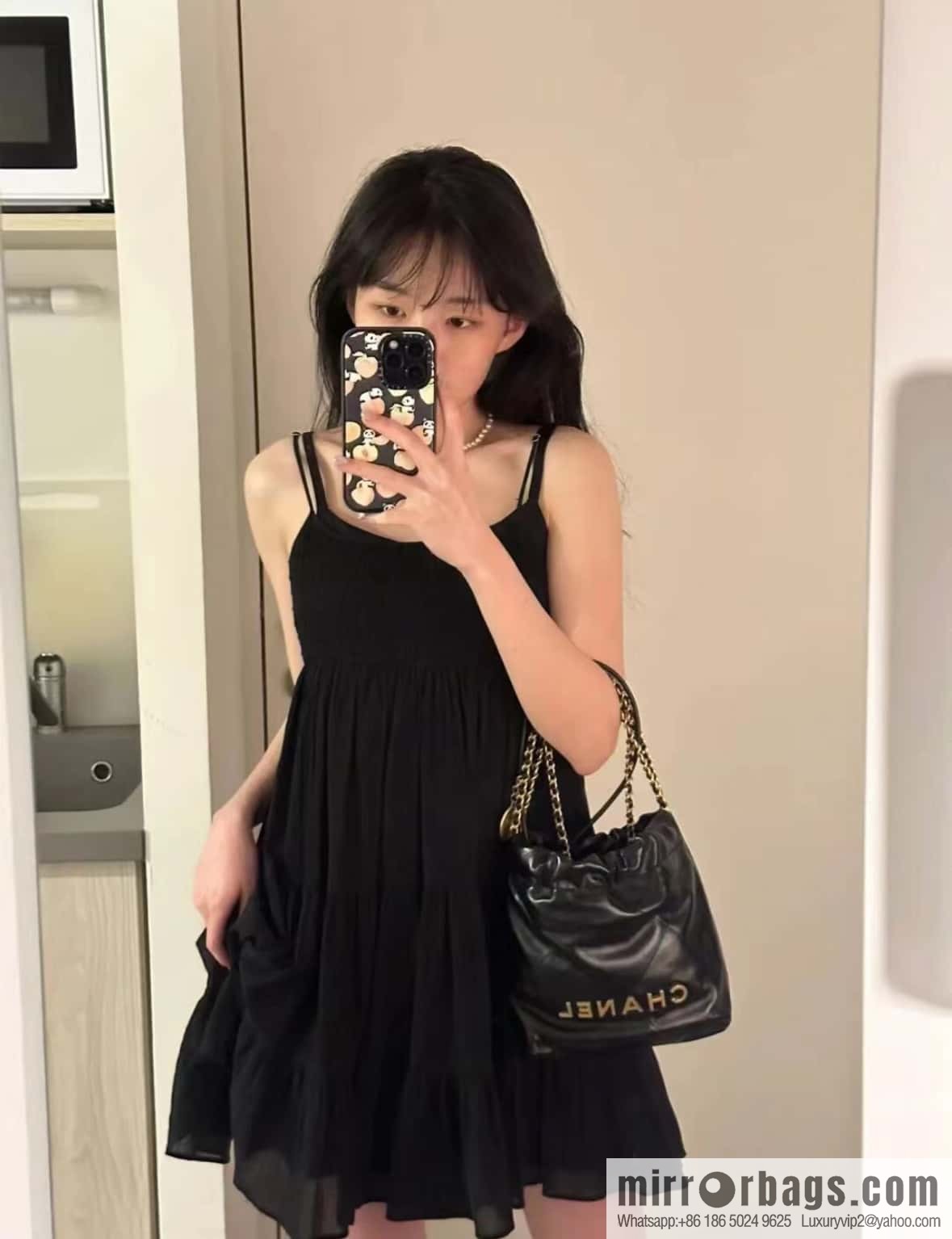 CHANEL 23s spring and summer new 22Mini bag original leather AS3980 black/gold buckle