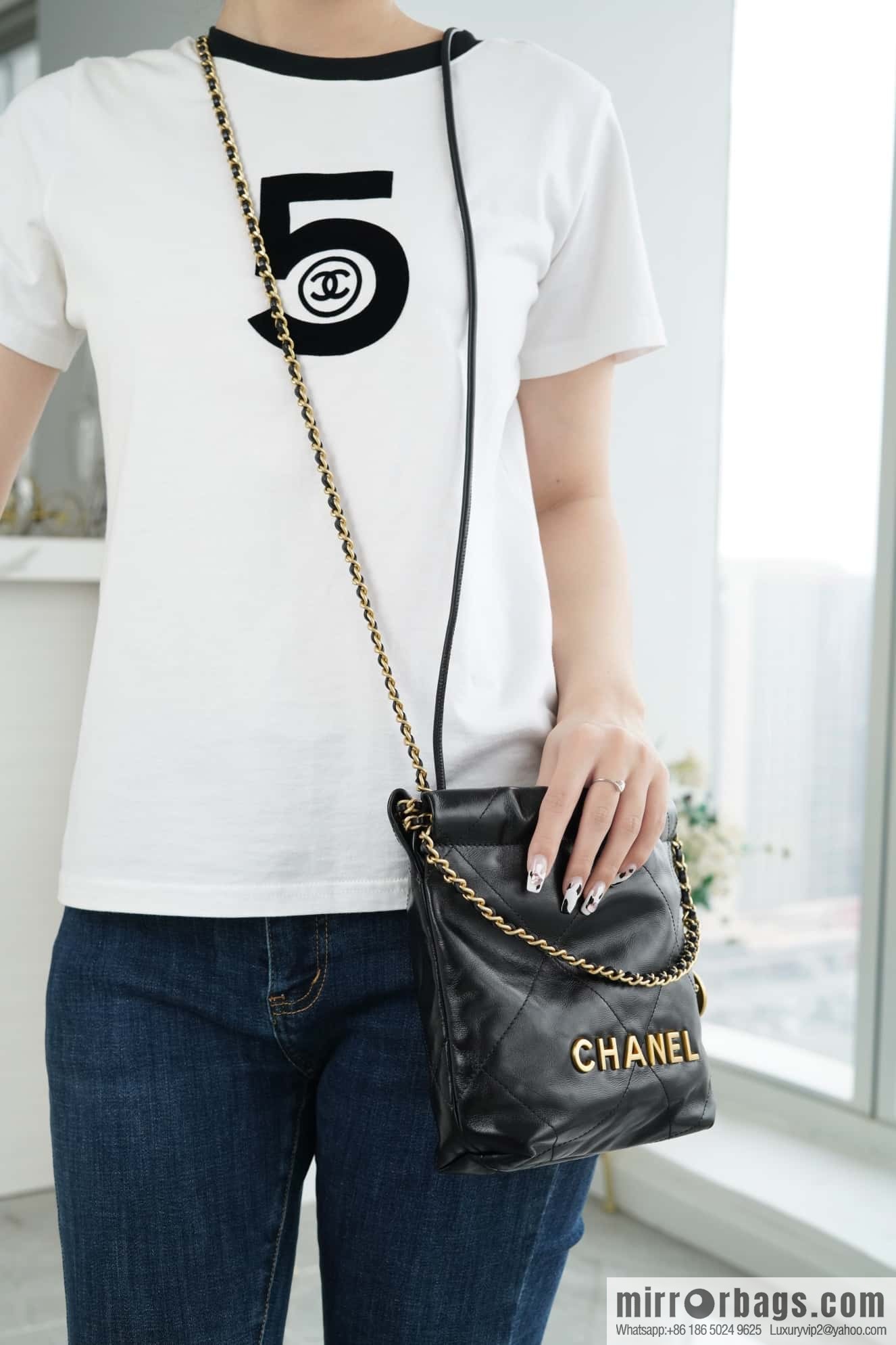 CHANEL 23s spring and summer new 22Mini bag original leather AS3980 black/gold buckle