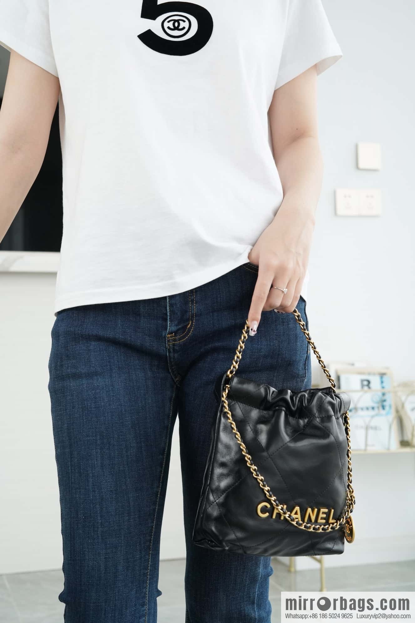 CHANEL 23s spring and summer new 22Mini bag original leather AS3980 black/gold buckle
