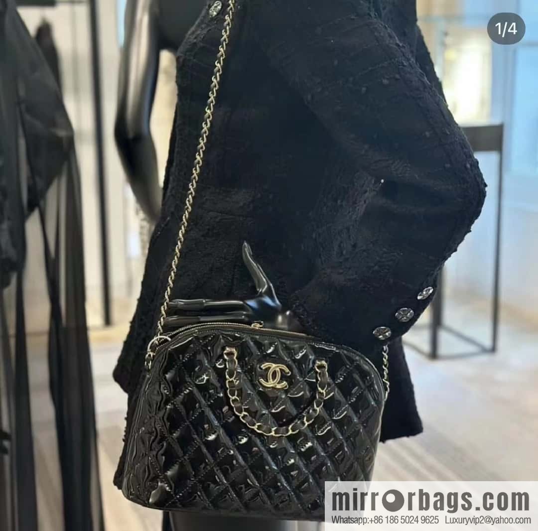 CHANEL 23S spring and summer series patent leather shell bag AS3969