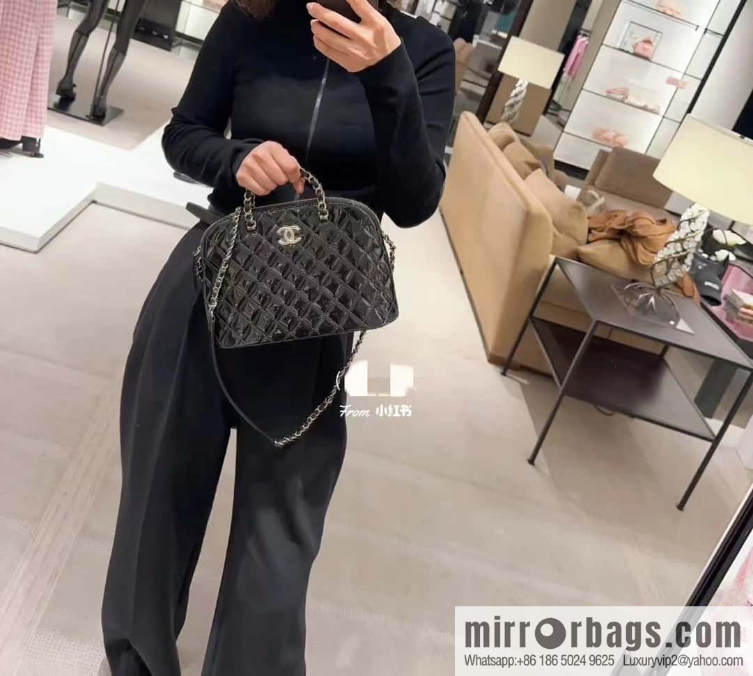CHANEL 23S spring and summer series patent leather shell bag AS3969