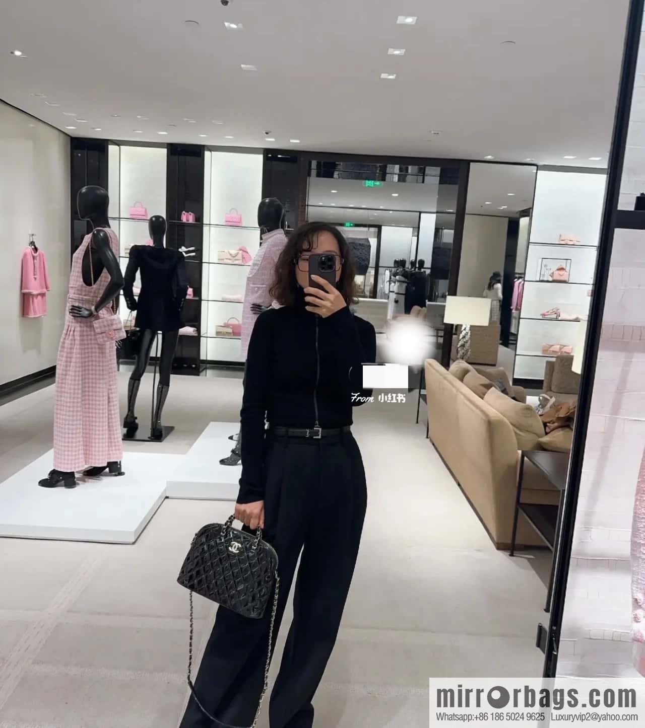 CHANEL 23S spring and summer series patent leather shell bag AS3969