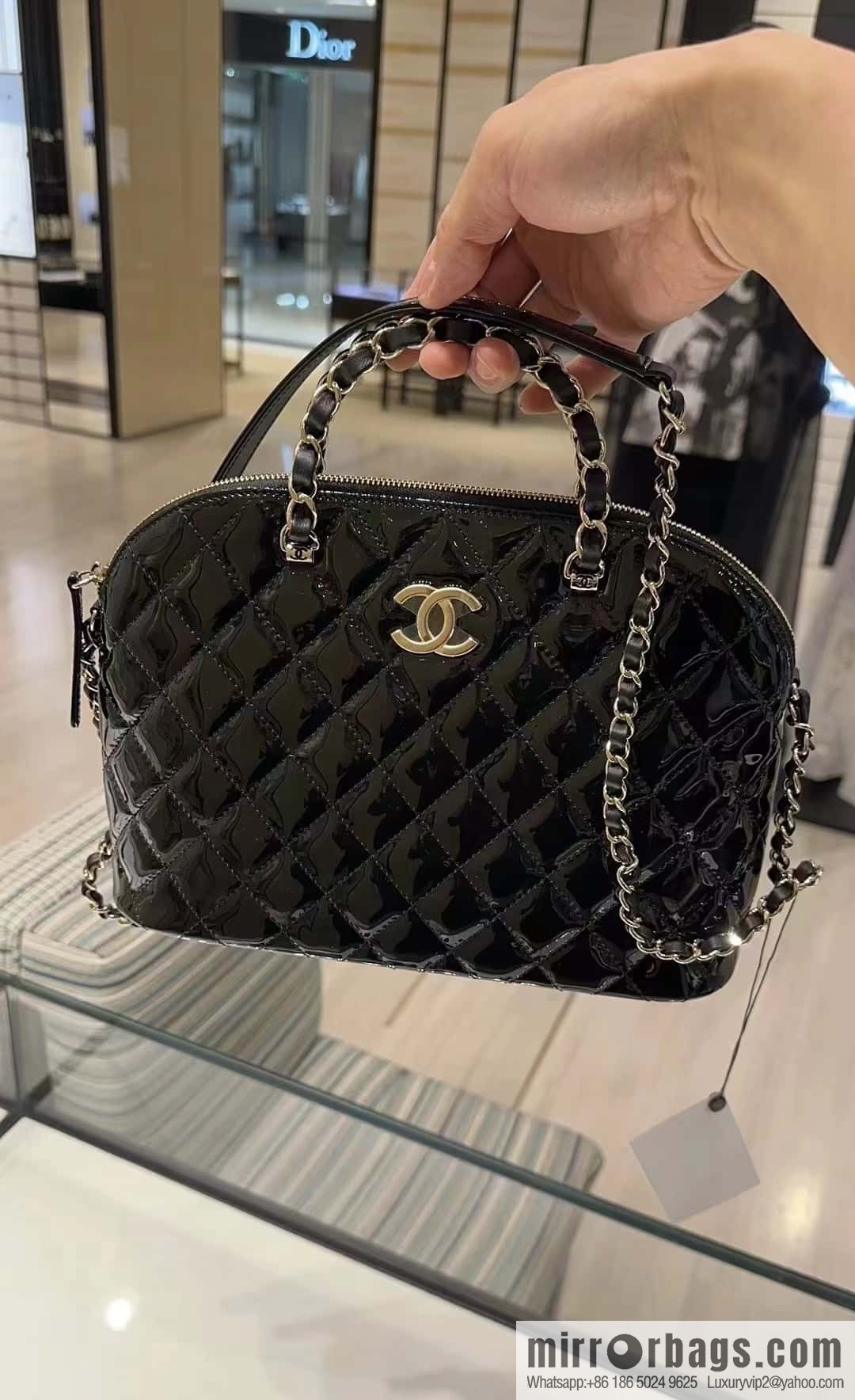 CHANEL 23S spring and summer series patent leather shell bag AS3969