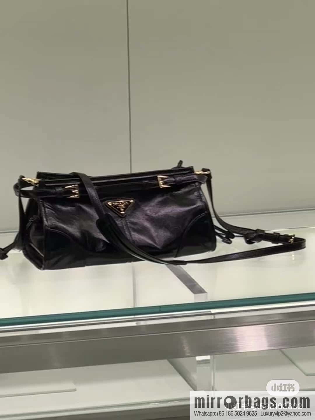 PRADA LusSolf oil wax leather oblique span bag 🎉 1BA215
