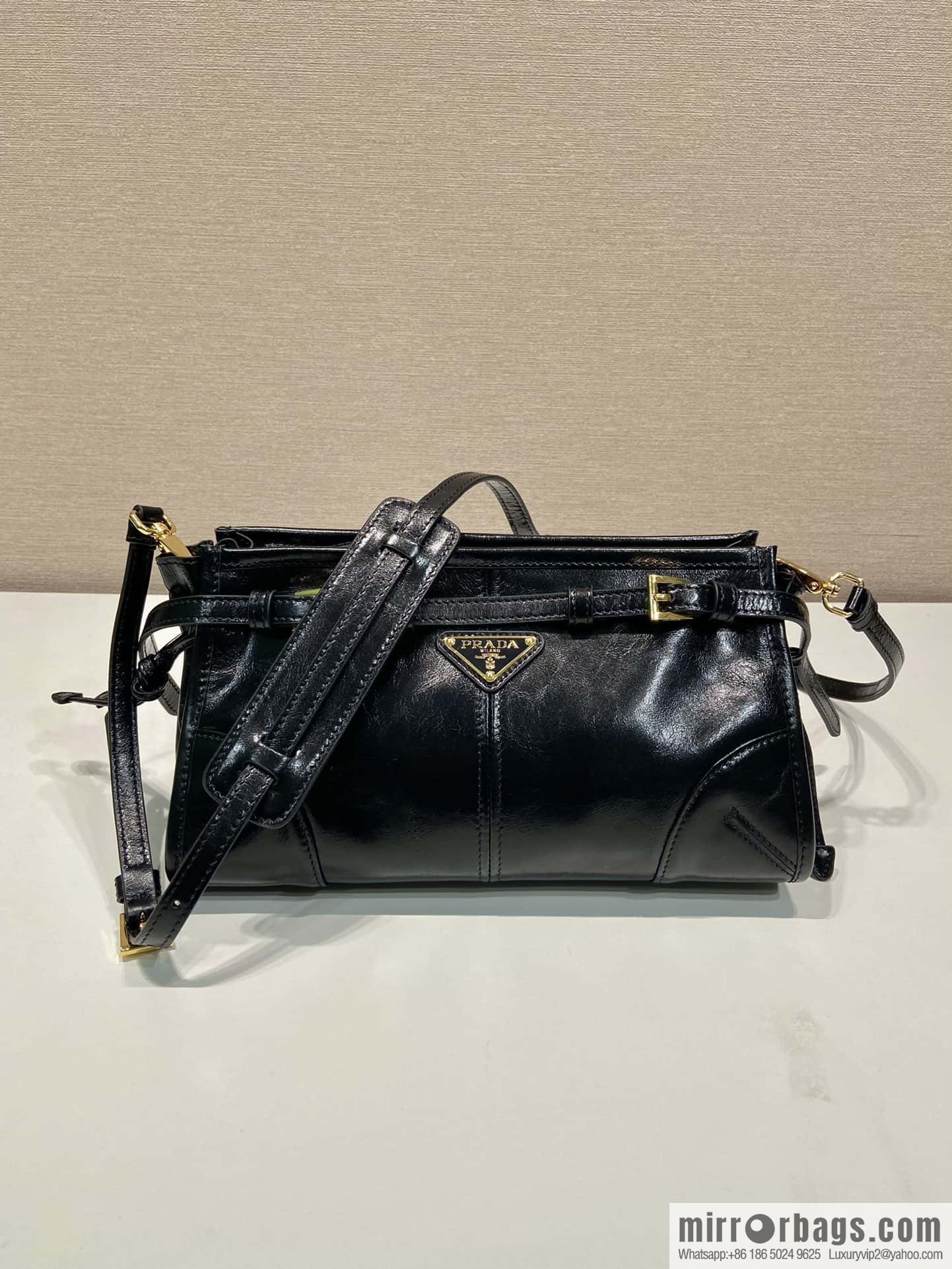 PRADA LusSolf oil wax leather oblique span bag 🎉 1BA215