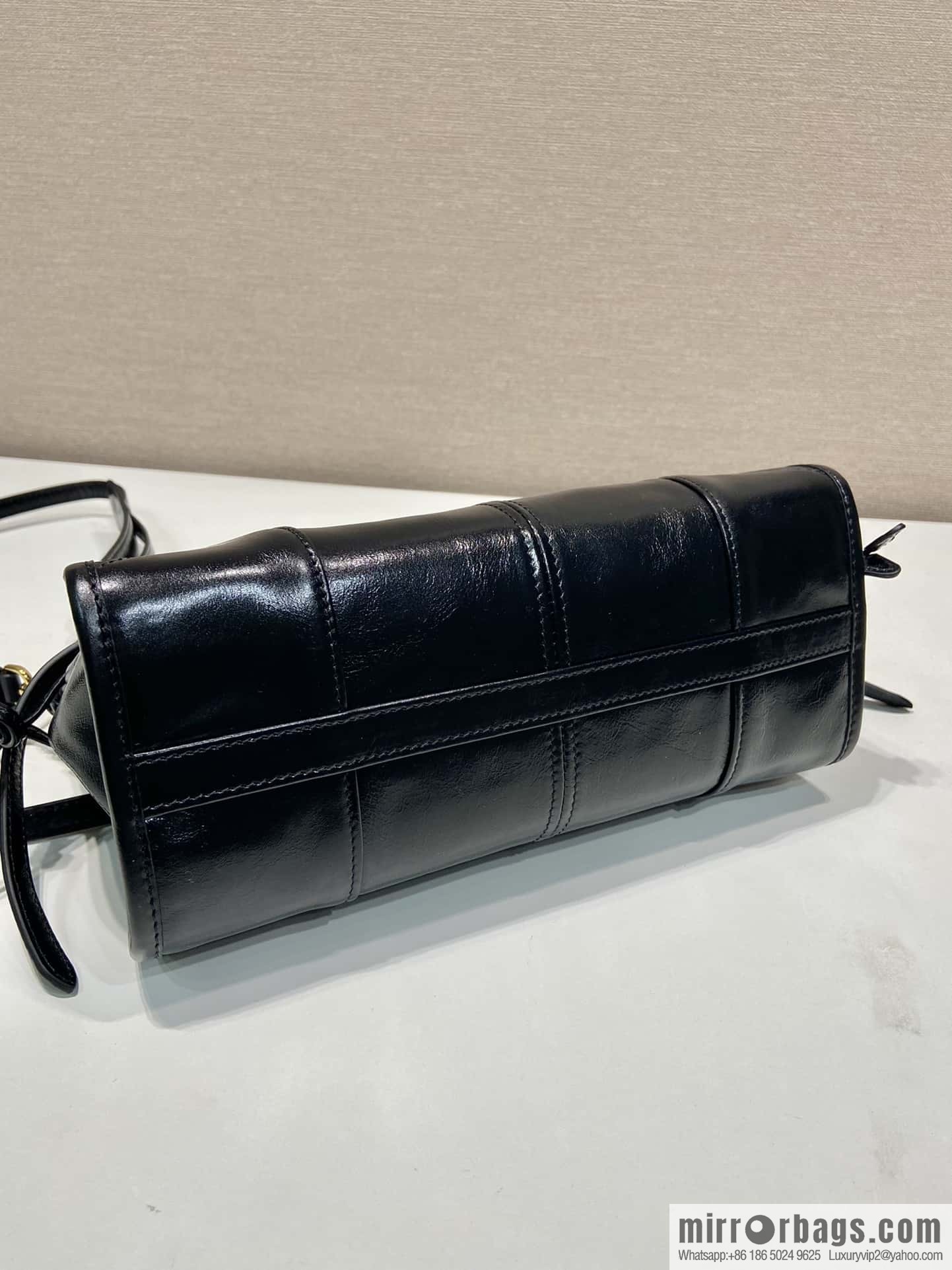 PRADA LusSolf oil wax leather oblique span bag 🎉 1BA215