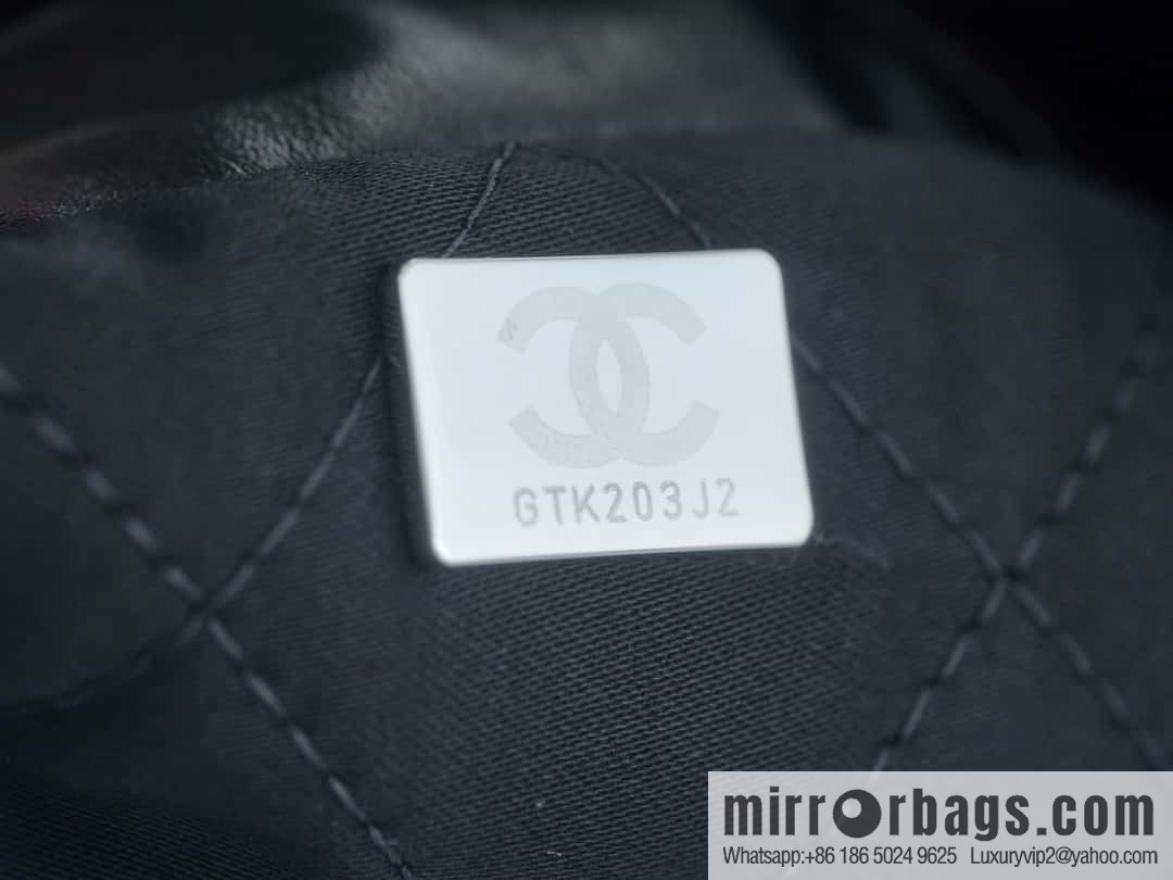 CHANEL 24C horizontal 22 handbag AS4486 black silver buckle