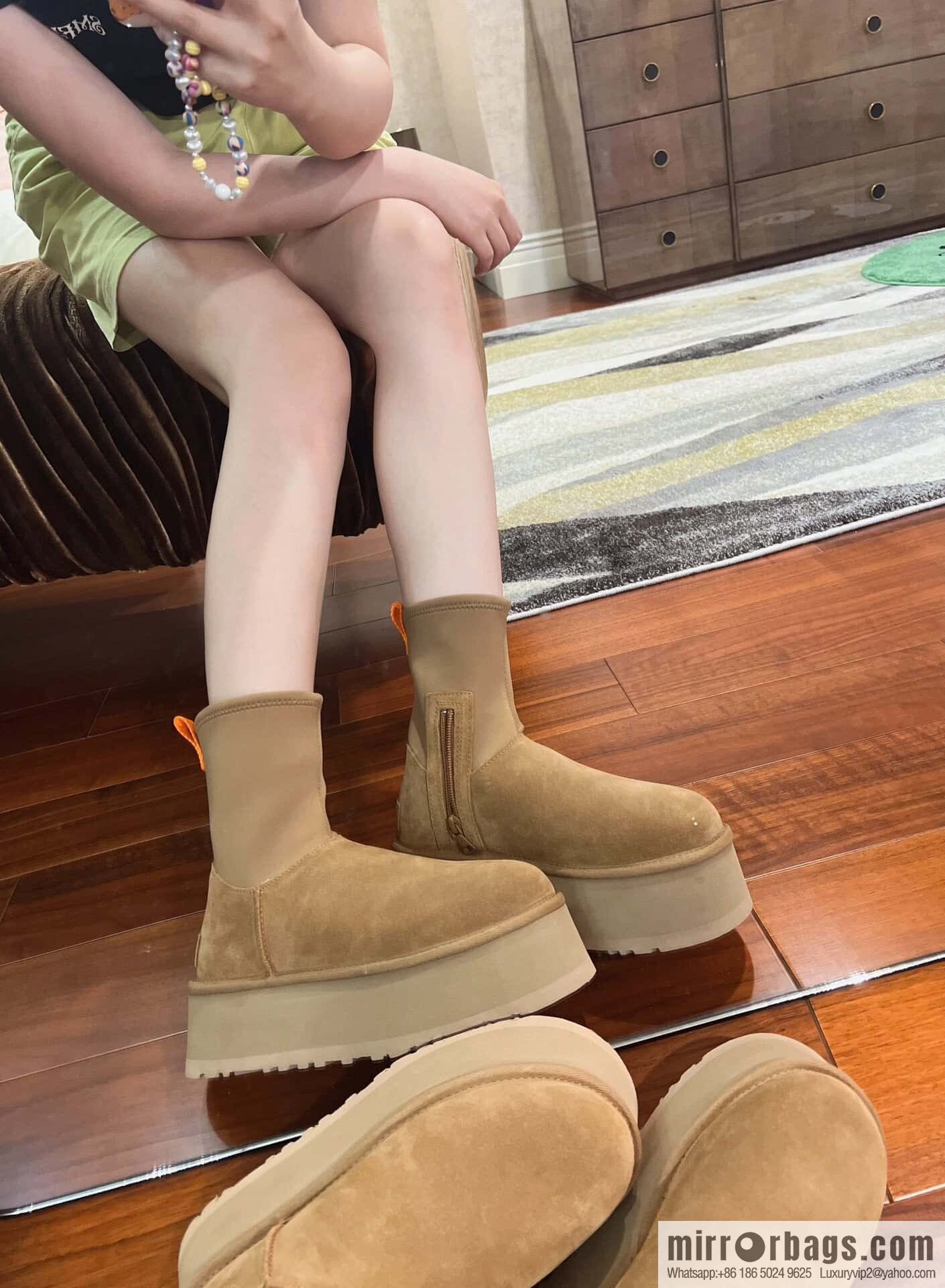 UGG Autumn and winter thick-soled fluffy pencil deep boots