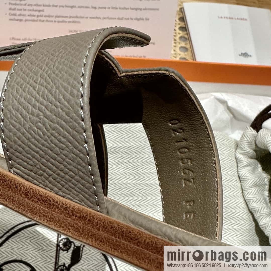 Hermès leather outsole H slippers