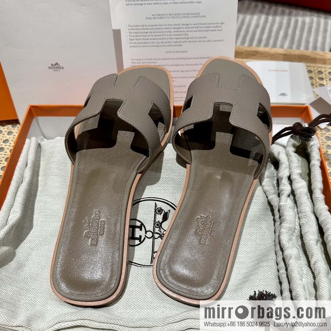 Hermès leather outsole H slippers