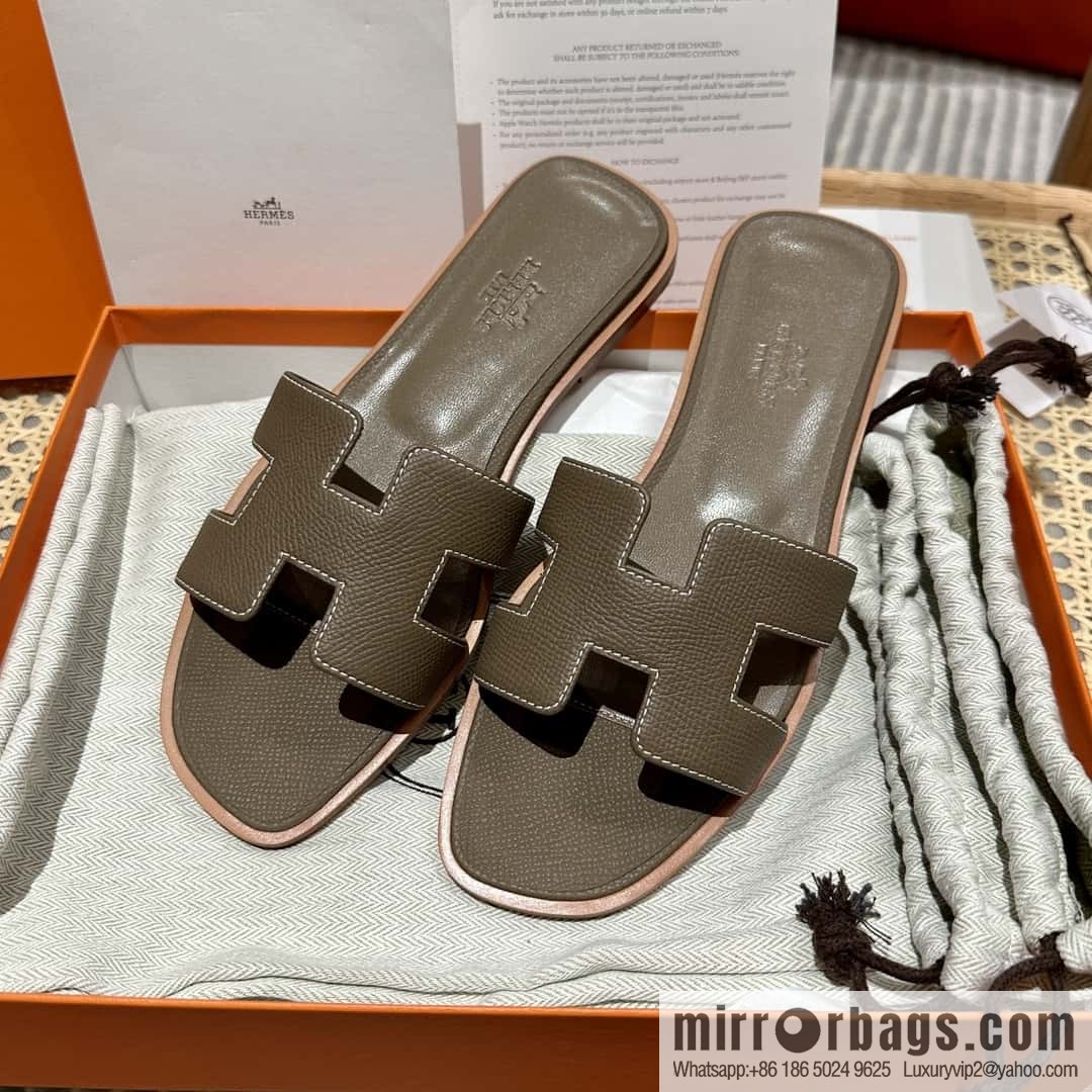 Hermès leather outsole H slippers
