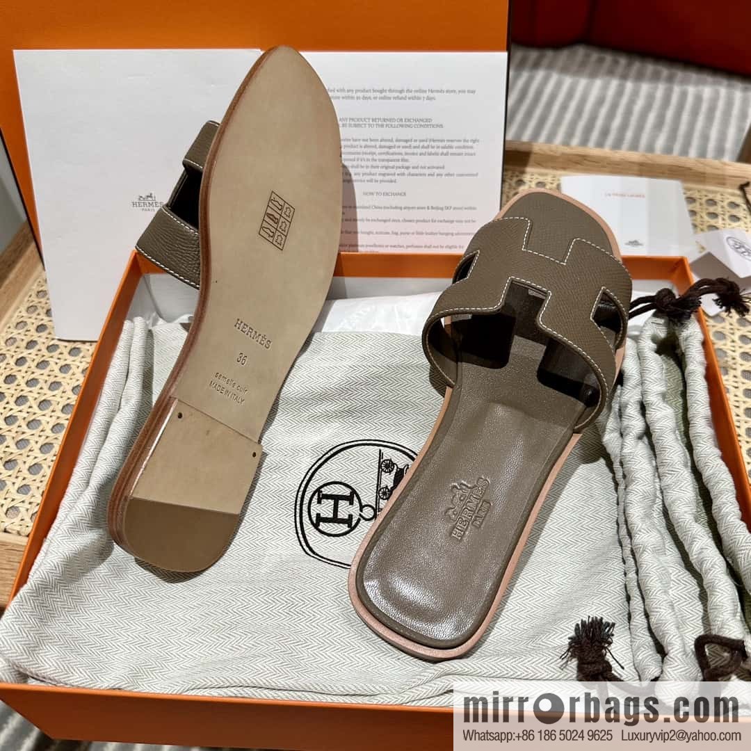Hermès leather outsole H slippers