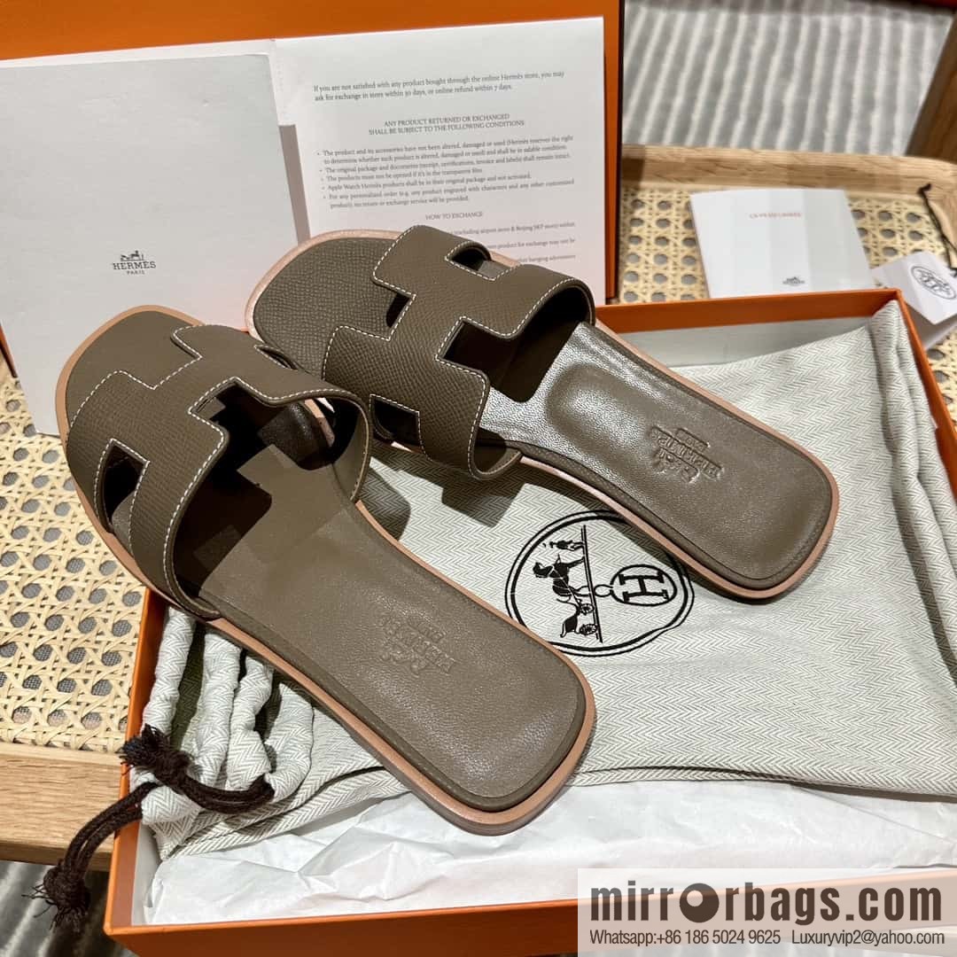 Hermès leather outsole H slippers