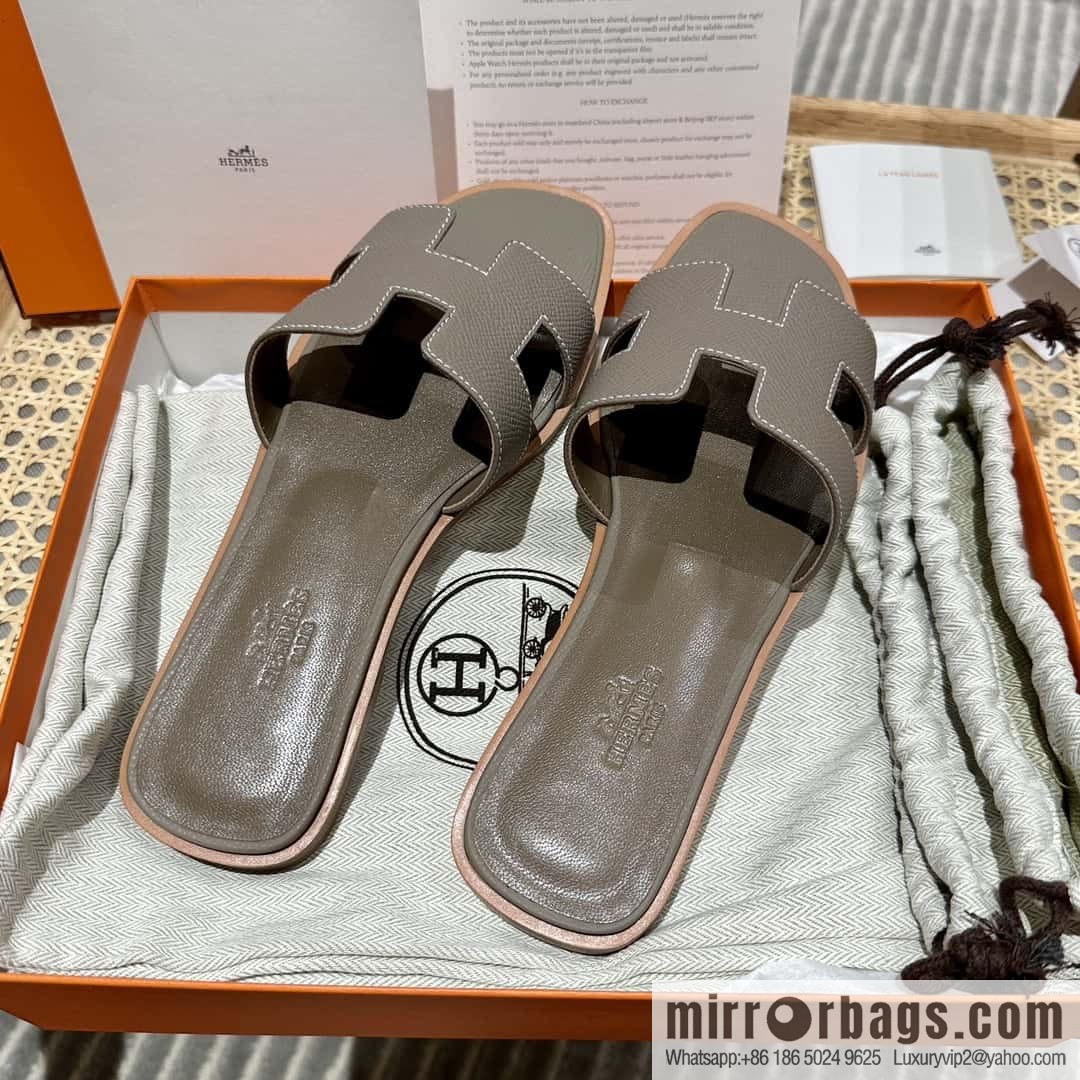 Hermès leather outsole H slippers