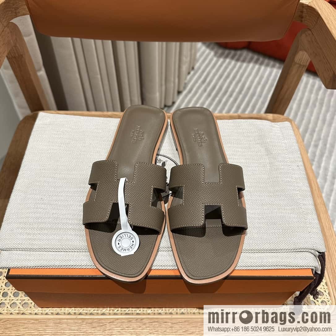 Hermes, classic slippers.