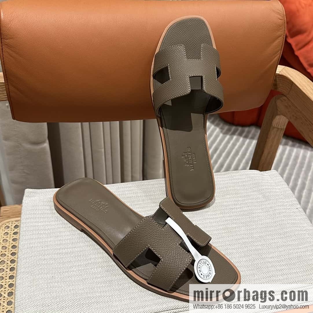 Hermes, classic slippers.
