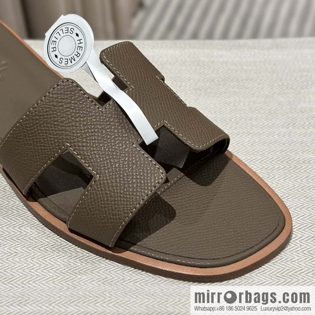 Hermes, classic slippers.