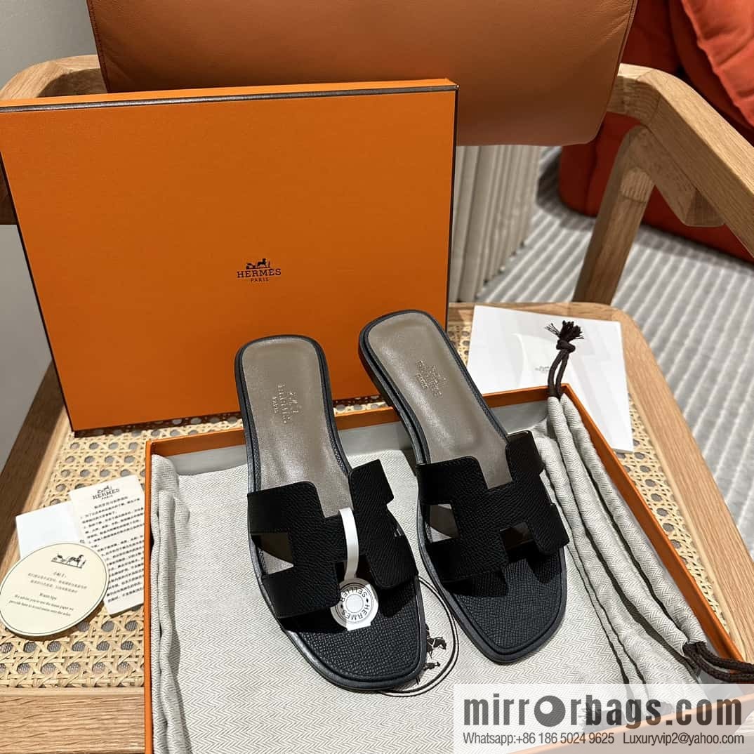 Hermes, classic slippers.