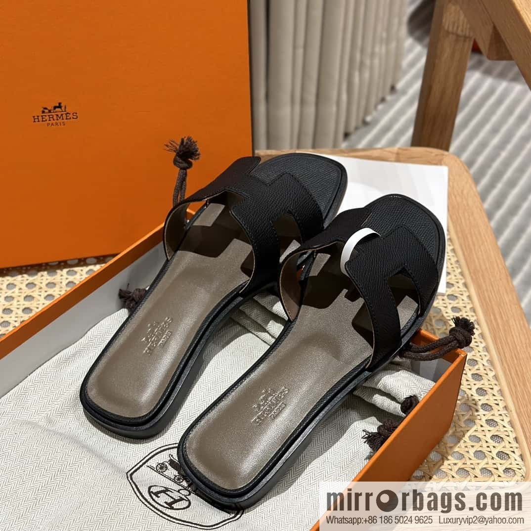 Hermes, classic slippers.